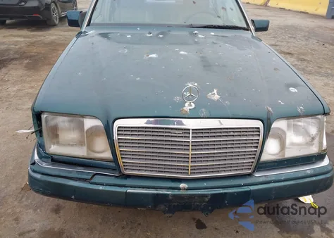 1995 Mercedes-Benz E 300D/300D Special из США, поврежденный, VIN WDBEB31E7SC265638